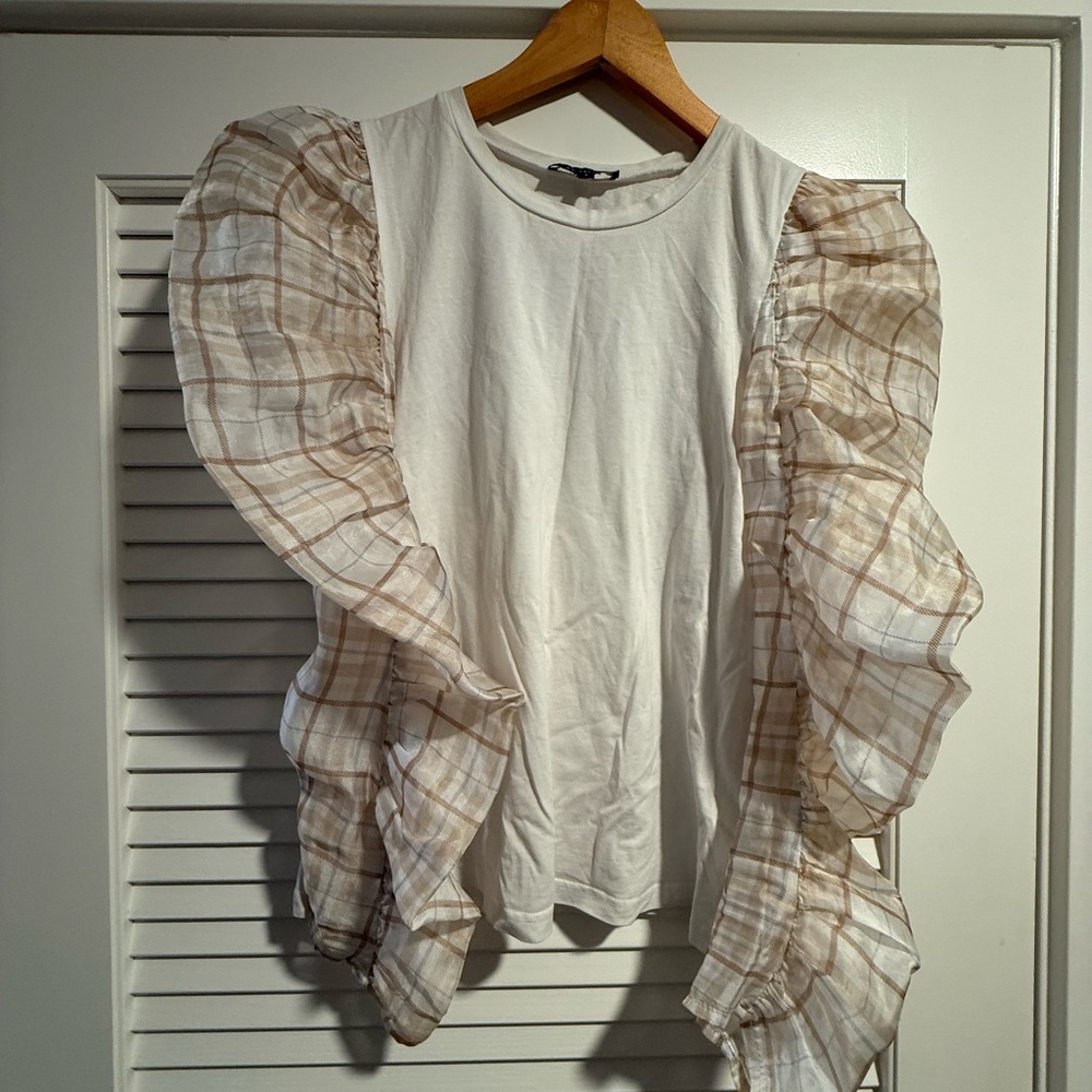 Elegant White and Tan Women's Top